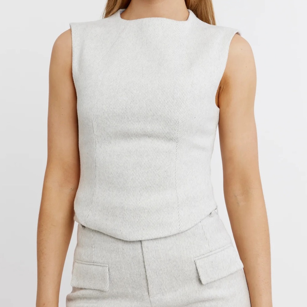 Odd Muse - The Ultimate Muse Tweed Sleeveless Top - Large